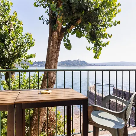 In With Private Casa vacanze Meina